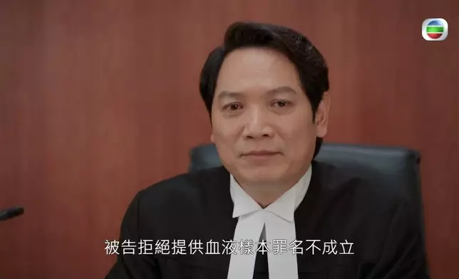 「爛賭發」魏惠文在《法言人》「改邪歸正」做法官，掀起網民熱討，並大叫「唔使做壞人了」！十分搞笑。