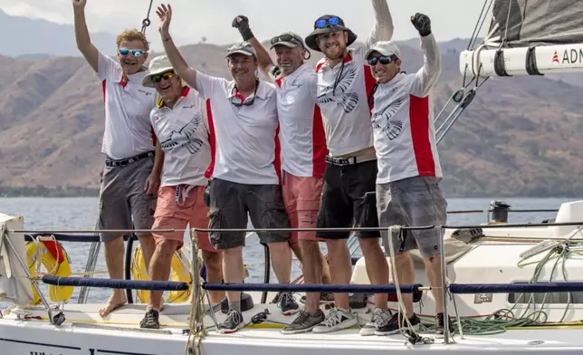 Whiskey Jack 號在計算修正時間後奪得2023 勞力士中國海帆船賽 IRC 全場總冠軍。圖片由 ROLEX Daniel Forster提供