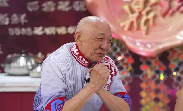 鼎爺最潦倒時靠食滷水雞翼維生。