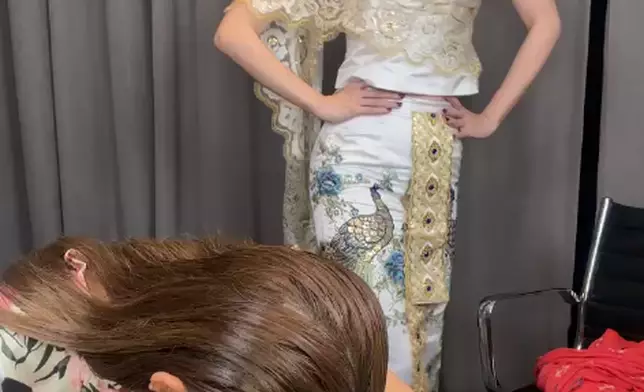 與直播帶貨女王 ViVi Chan 飛往泰國曼谷，開 Live 分享人氣產品。