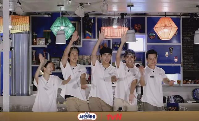 節目中大家相處融洽（tvN官方圖片）