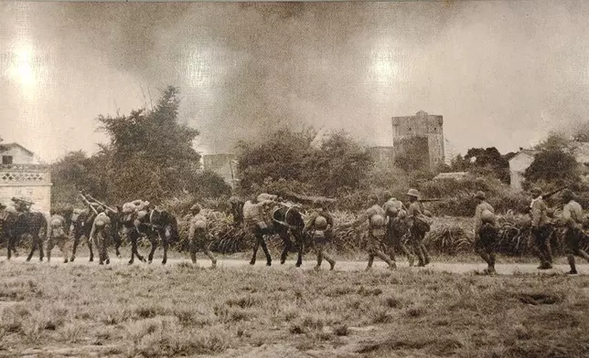 1938年11月26日，日軍在竹下大佐率領下攻佔廣九鐵路重鎮深圳市。(資料圖片)
