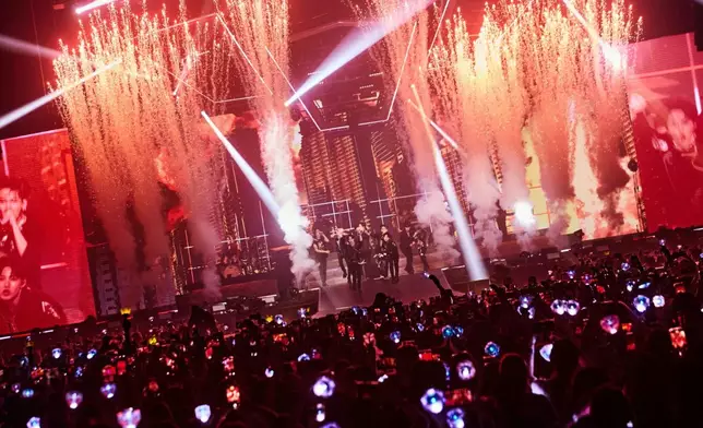 TREASURE一輪勁歌熱舞（YG娛樂提供圖片）