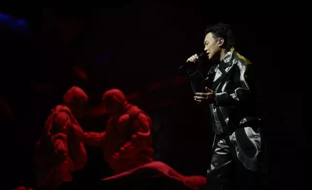 Eason話大馬好熱，但FANS仲熱情！