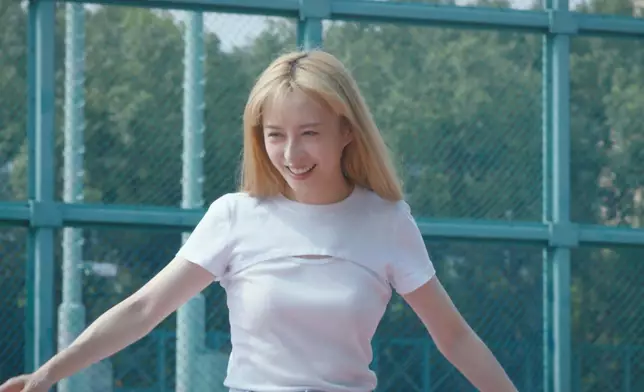 嘉欣劇中造型多變，而且每個Look都好有新鮮感。