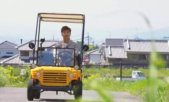 揸住呢架車仔遊「斑鳩三塔」，感覺都幾過癮。