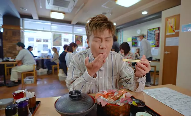 呢個21款魚生海鮮丼，120蚊港幣有找，真係勁抵食。