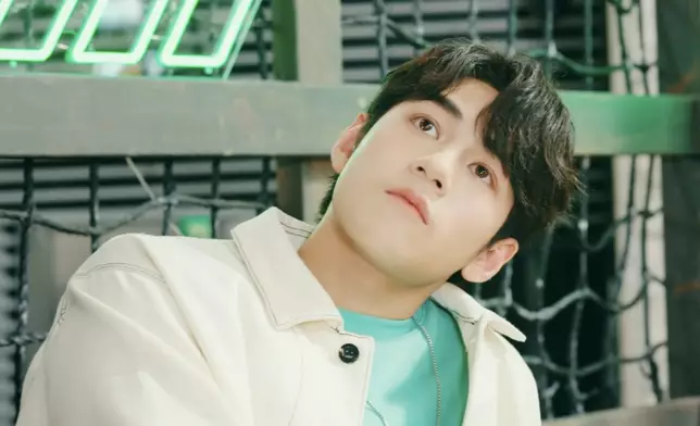 魏浚笙（Jeffrey）成為全方位紅人，近日又為信用卡拍廣告。