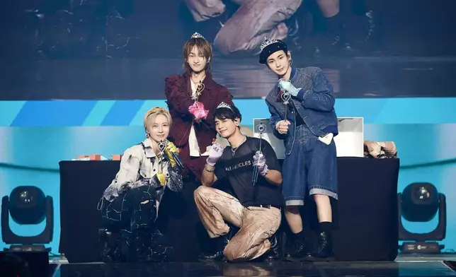 SHINee在5月舉行慶祝出道15周年的粉絲見面會（SM娛樂官方圖片）