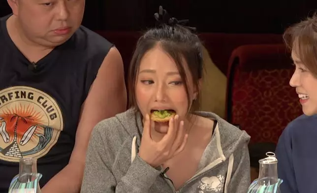 劉溫馨都係烈女一名。