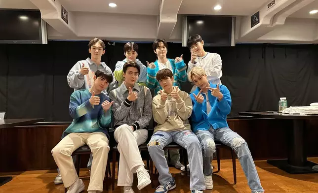 SM娛樂回應指表演尚有需要配合的地方（EXO官方Twitter圖片）