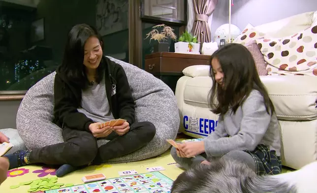 到底「睡眠專家」劉月瑩係用咩方法，令到女兒養成良好嘅睡眠習慣？