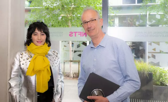 意猶未盡要在與她討論交流