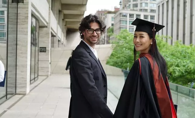 陳法拉也放閃！