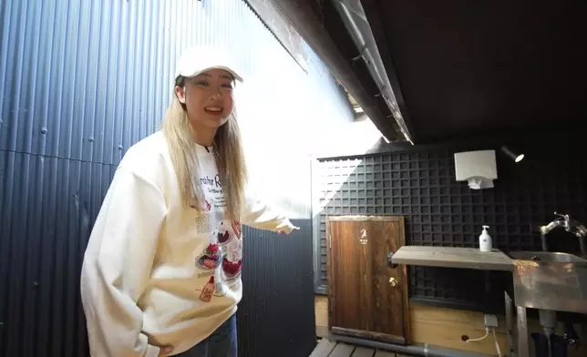 你點估到，呢個係桑拿房嘅入口。