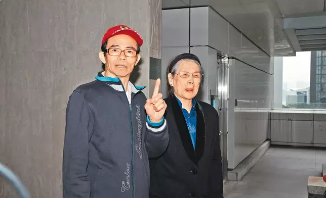 傳梅艷芳的71歲胞兄梅啟明亦有現身參與面試。
