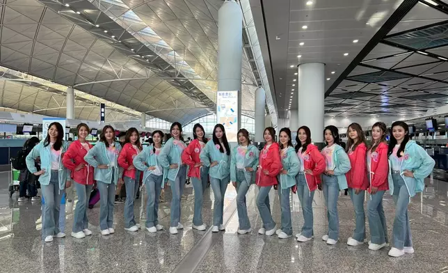 16位候選佳麗今日（7月13日）早上出發到越南拍攝外景。（本網記者攝）