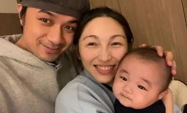 古巨基一家三口