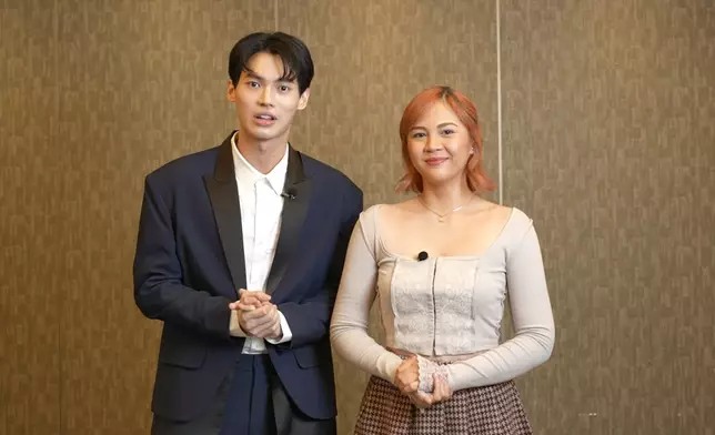 泰國人氣男神Win Metawin與菲律賓演員Janella Salvador合演電影《Under Parallel Skies》。