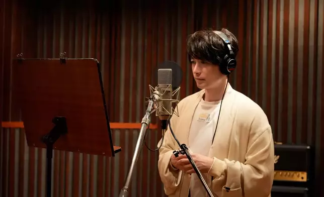 藤岡靛與告五人合作日文歌《晴天》。（相信音樂提供）