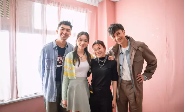 Cloud自言是電視劇《還珠格格》及《情深深雨濛濛》fans。