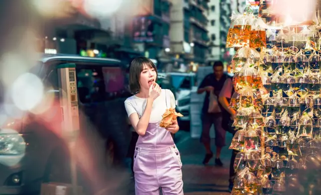 食住雞蛋仔睇金魚！