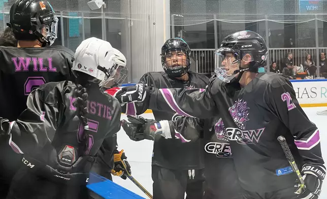 Martin（右一）享受和隊友一同奮鬥的感覺。