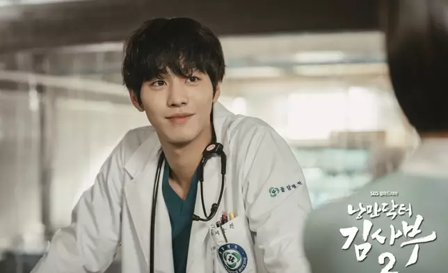 《浪漫醫生金師傅》中的安孝燮令人留下深刻印象（SBS FB圖片）