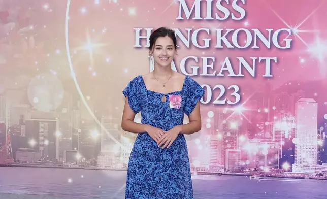謝嘉怡（Lisa）出席《2023香港小姐競選》候選佳麗越南外景出發拜神活動。（本網記者攝）