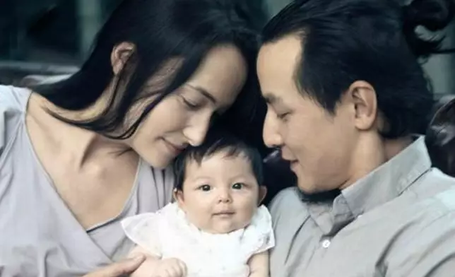 男神吳彥祖（Daniel）與混血名模Lisa S.婚後育有一女吳斐然 （Raven）。