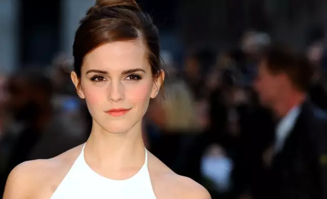 愛瑪屈臣（Emma Watson），因主演《哈利波特》（Harry Potter）電影系列走紅。