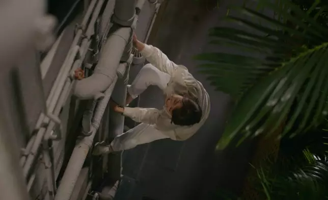 Paula擒水管返屋企，仲要畀死對頭阿仁見到，認真失威！