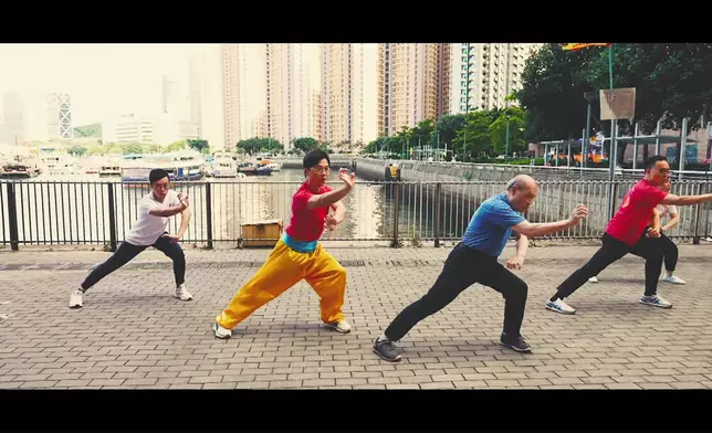 佢對徒弟嘅愛，絕不下於對親生仔女嘅愛。