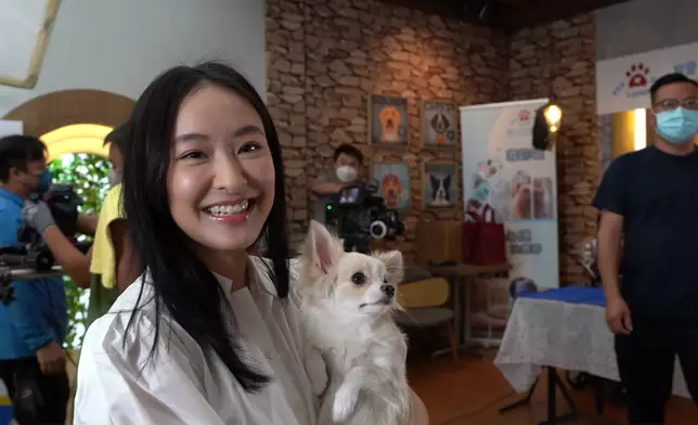 陳瀅同愛犬Kumo一齊上鏡，一圓心願。