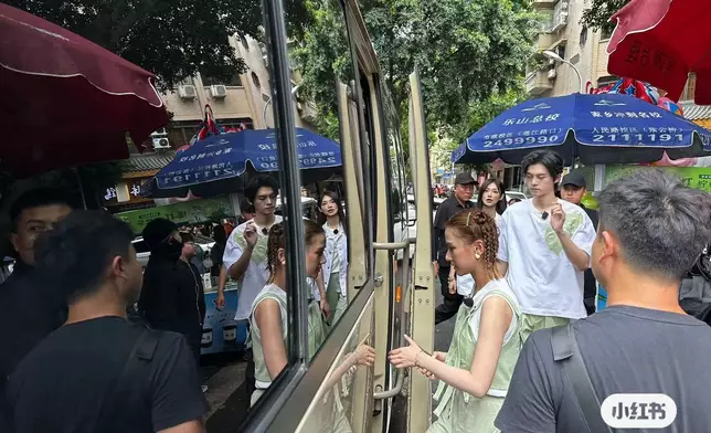 何超蓮被嫌又矮又黑