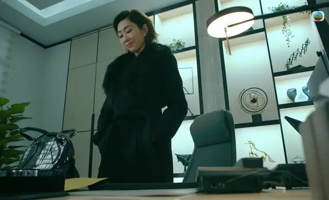 定欣呢吓冷笑勁有戲。