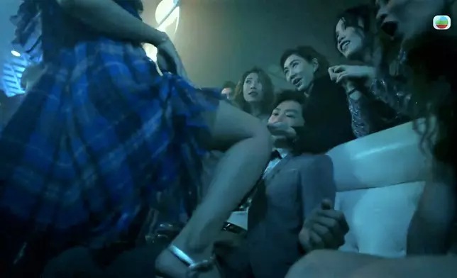 呢幕Nicole肉搏Patrick Sir，睇到網民嘩嘩聲！