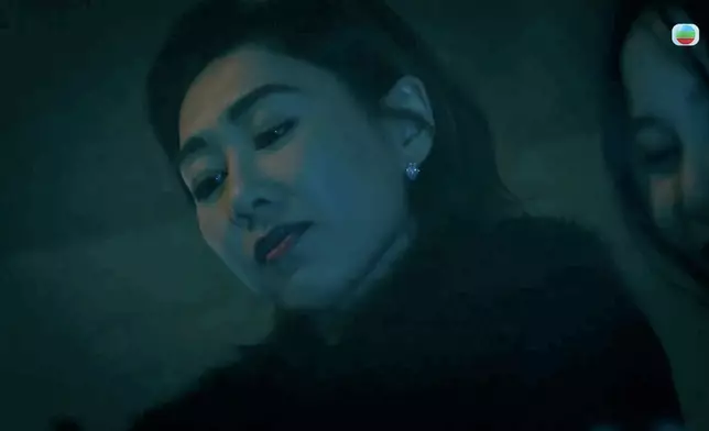 定欣呢吓奸笑，睇到人心都寒埋。