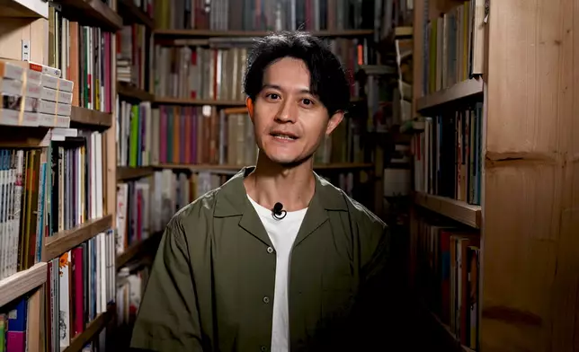 16日晚一集走訪嘅小店有歷史悠久嘅二手書店，而佢嘅現任老闆，係童星出身嘅黃寶龍，為咗接手書店，佢已經退出幕前。