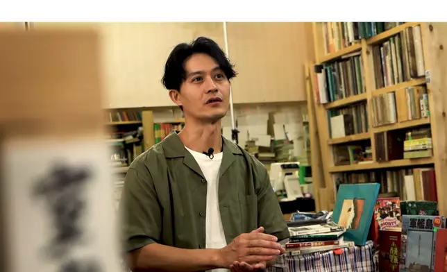 寶龍話依家最大嘅使命，就係盡佢能力將去到佢手上嘅書保存好，再盡力將佢哋承傳。