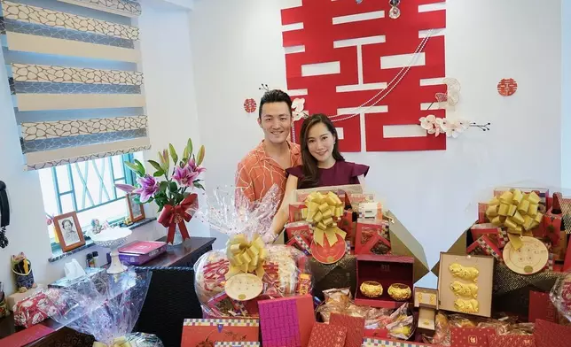 於今年2月過大禮。