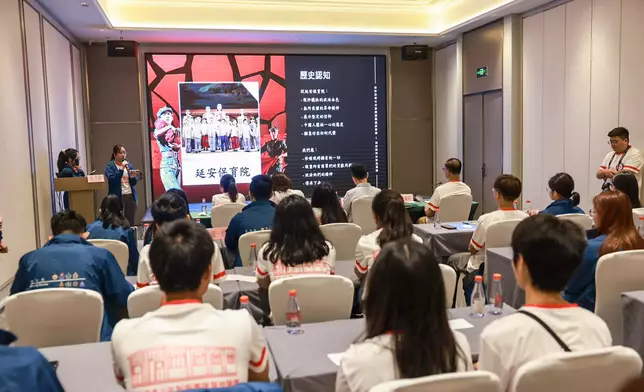 青年團學員匯報在陝西的學習成果。(保安局FB圖片)