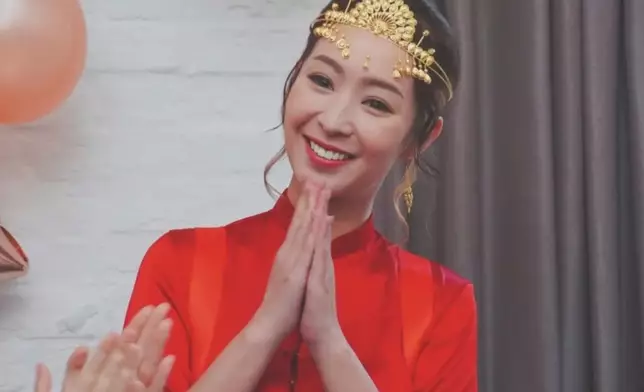 結婚當天，阿七身上的金器最搶眼。