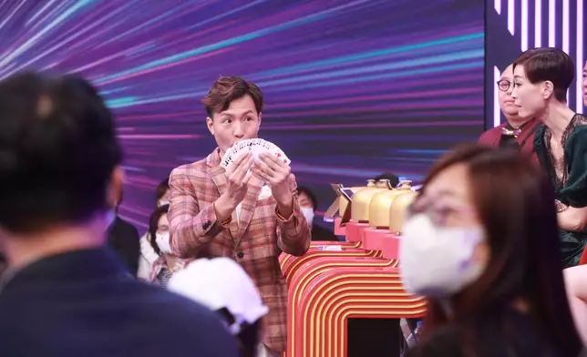 浩明上年喺《全城一叮》嘅表演技驚四座。