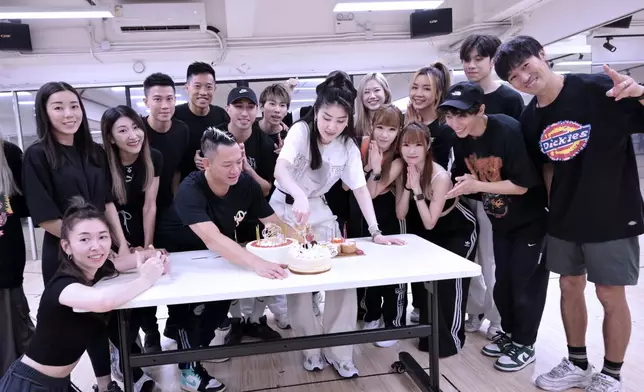 Kelly(陳慧琳)生日快樂！