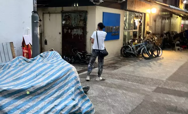 事主逃離現場後，又冒險折返，希望拍下疑似迷暈黨成員的照片。（「大埔人大埔谷」FB圖片）