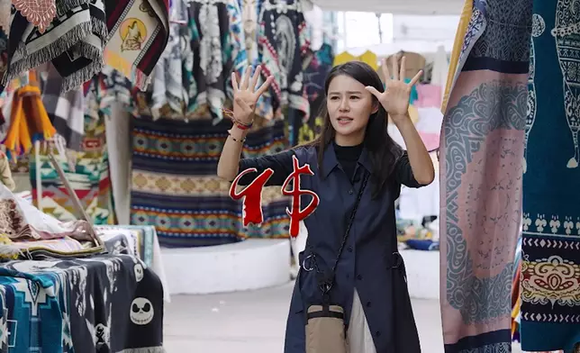 翠如講價喜感十足。