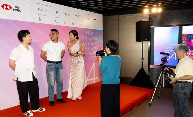 《孔雀皇后》導演及主角現身參與開幕典禮（HKLGFF提供圖片）