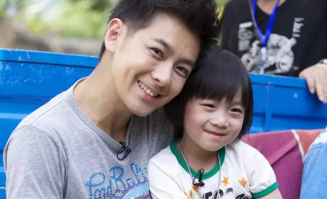 林志穎與大仔Kimi曾於2013年一起拍攝內地真人騷《爸爸去哪兒》，當年只得4歲的Kimi超級可愛，輕易吸納了大批粉絲！