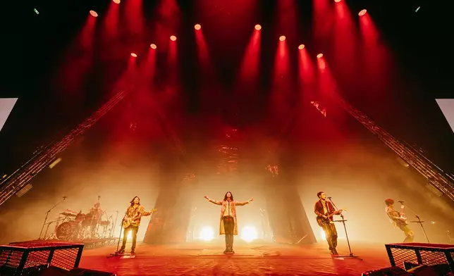 麋先生以迷人嗓音與爆發力「麋」倒眾粉絲。（相信音樂提供）